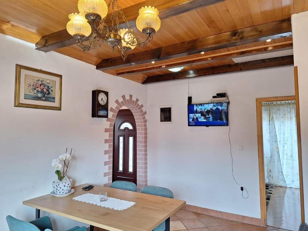 Holiday Home Lana ฟูชิเน ภายนอก รูปภาพ